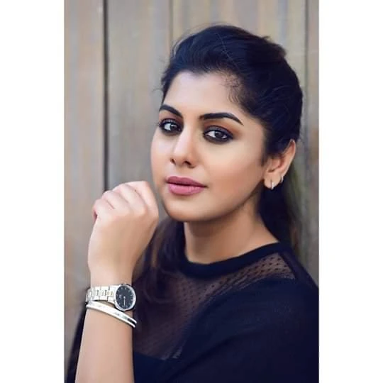 Mishal O3O7III3332 – Pakistani escort in Islamabad — 7 / 8