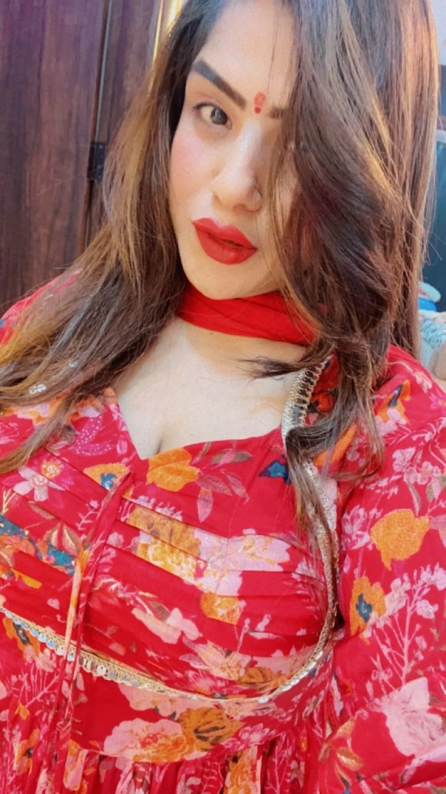Natasha – Indian escort agency in Kolkata — 1 / 2