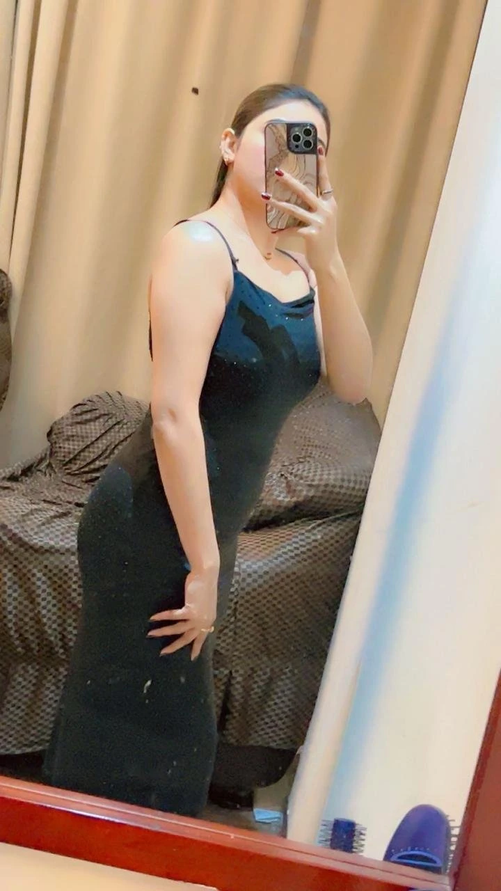 Alia – Indian escort in Noida — 3 / 6
