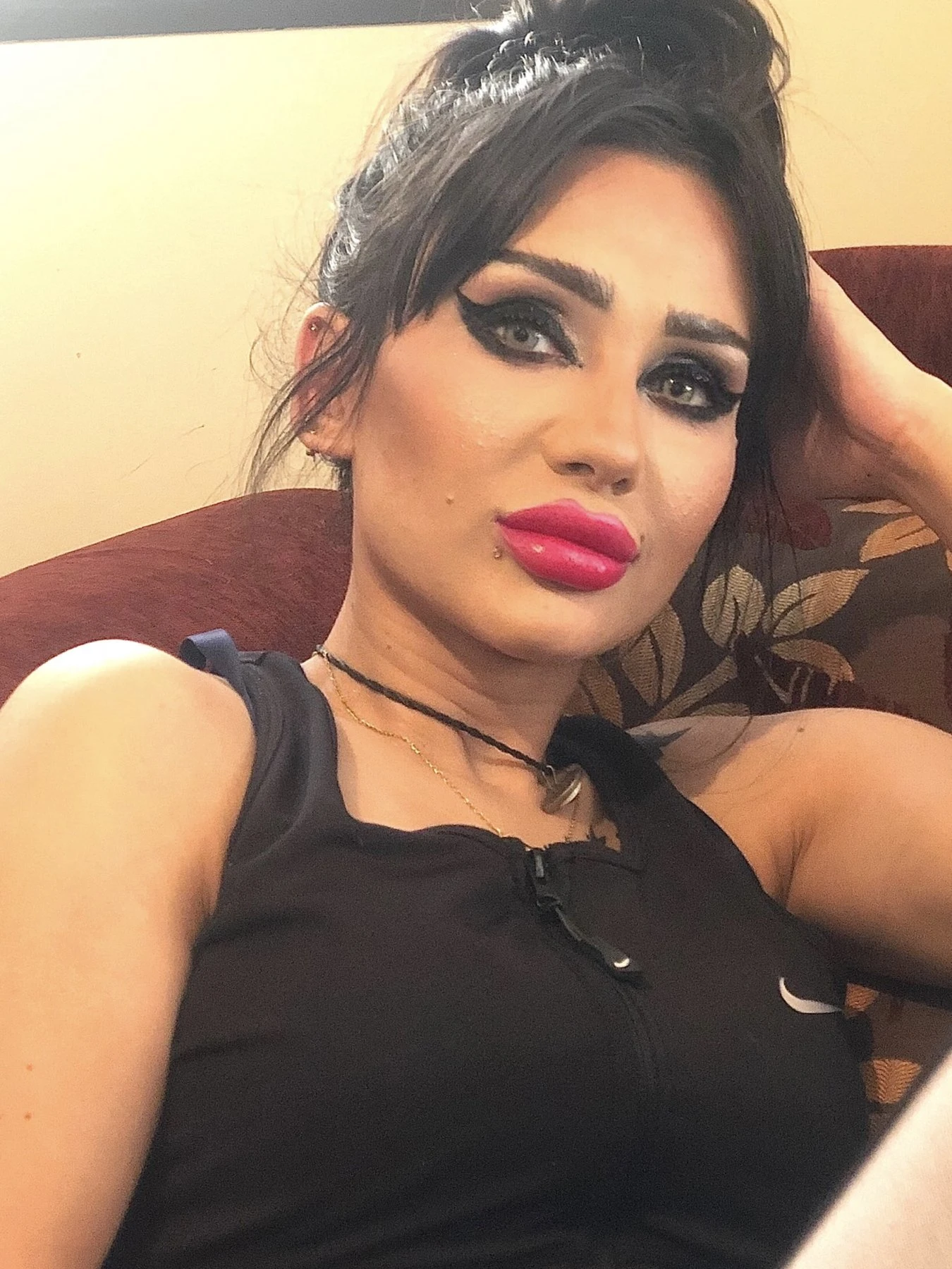 Maya – Lebanese escort in Beirut — 2 / 9