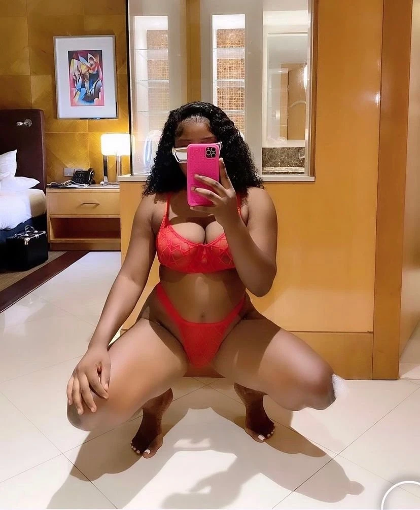 Melanie – Guinean escort in Casablanca — 3 / 4