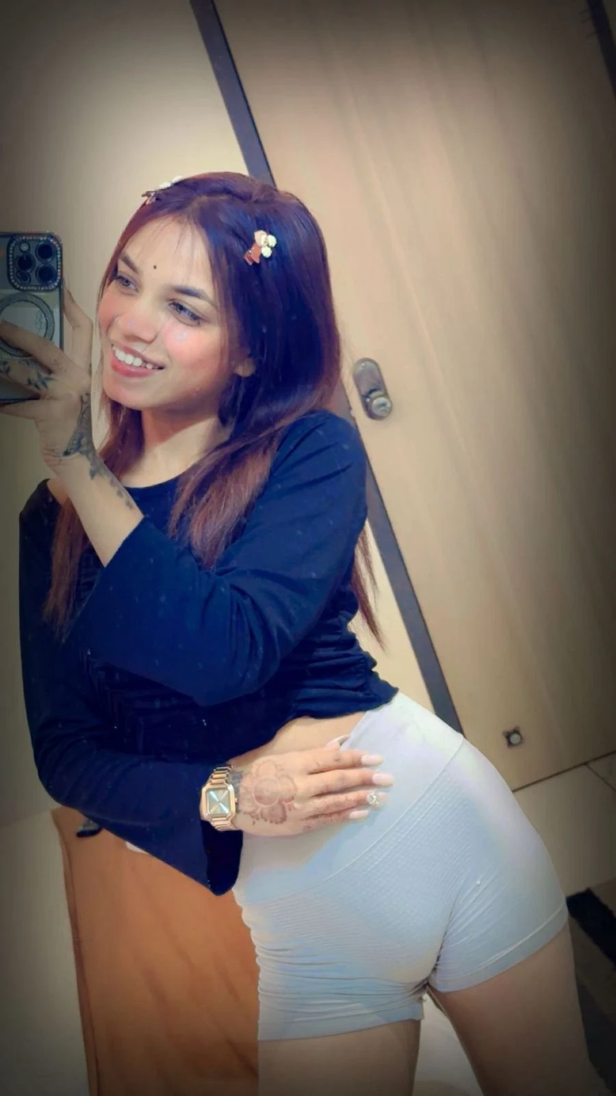 Ritu Kumari – Afghan escort in Surat — 1 / 3