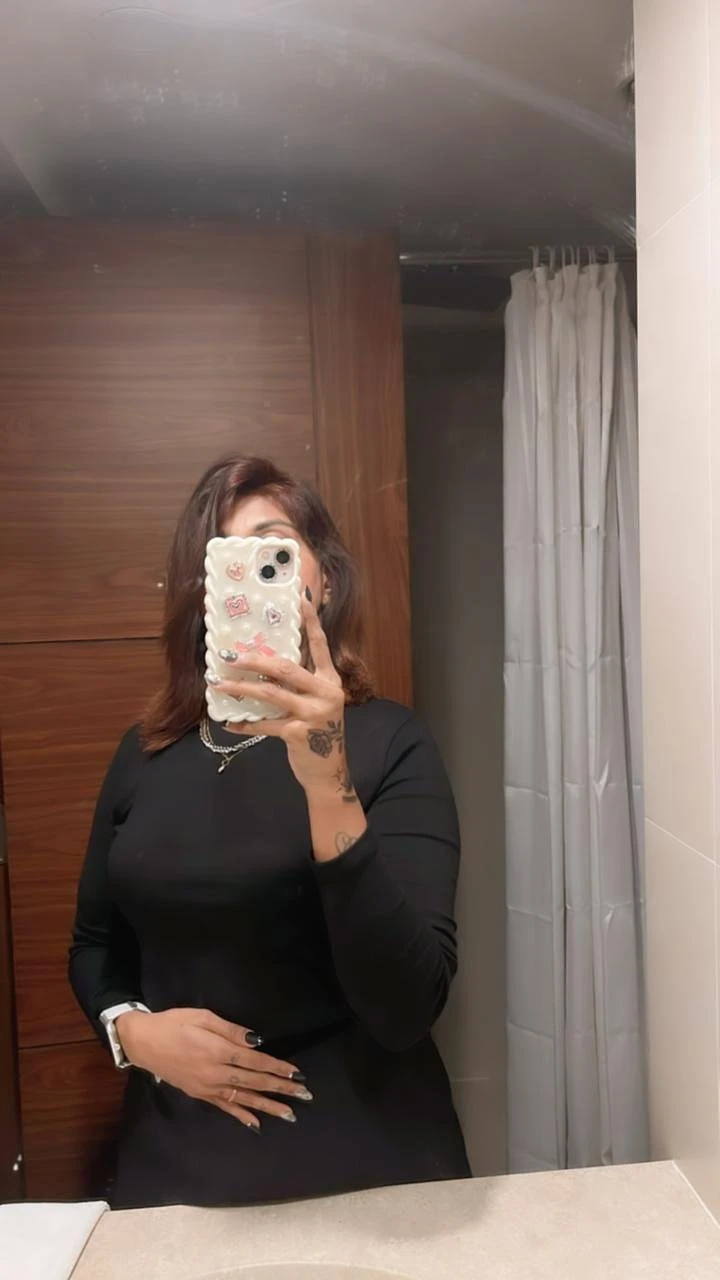 Zanya cam show real meet – Indian escort in Hyderabad — 13 / 15