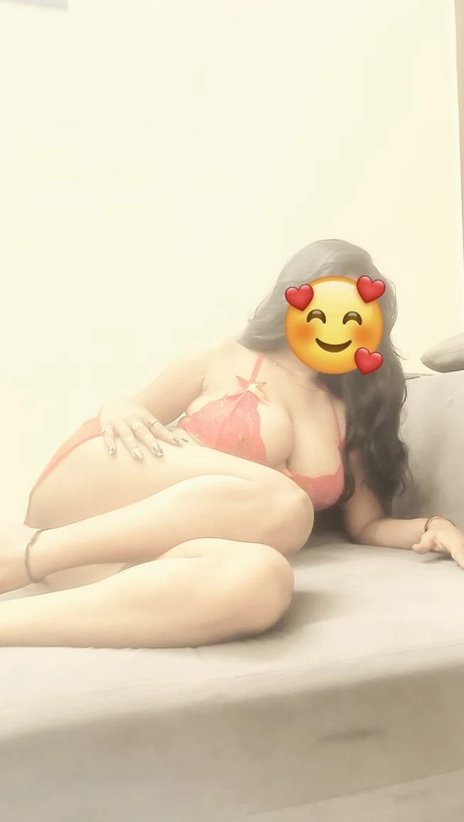 I'm Jiya, Live Cam Show n Real Meet – Indian escort in New Delhi — 7 / 20