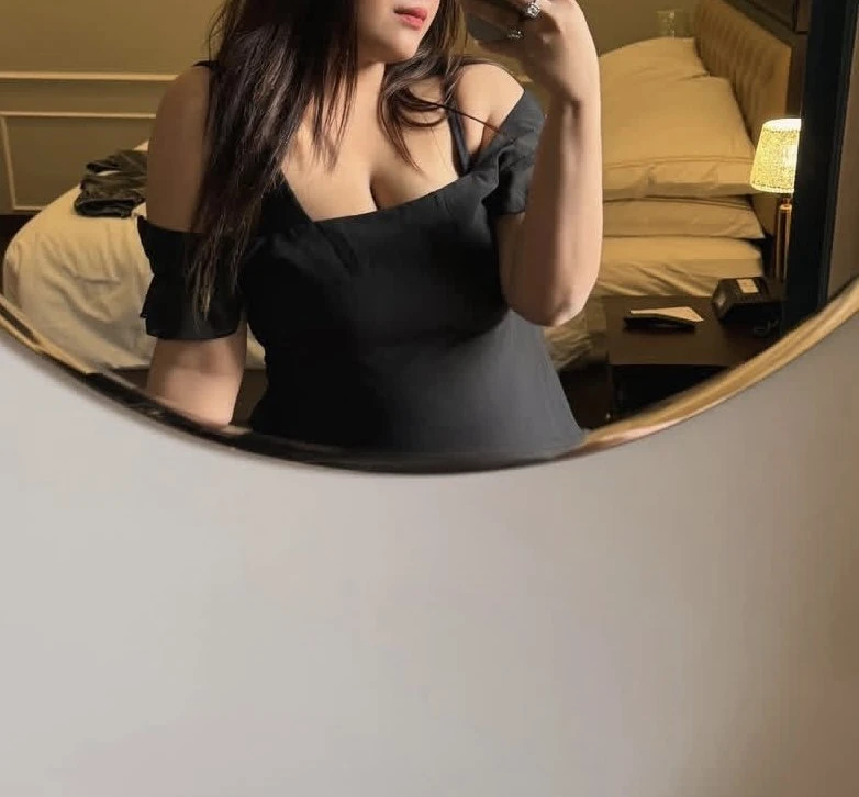 Ishini – Sri Lankan companion in Colombo, Escort, Colombo