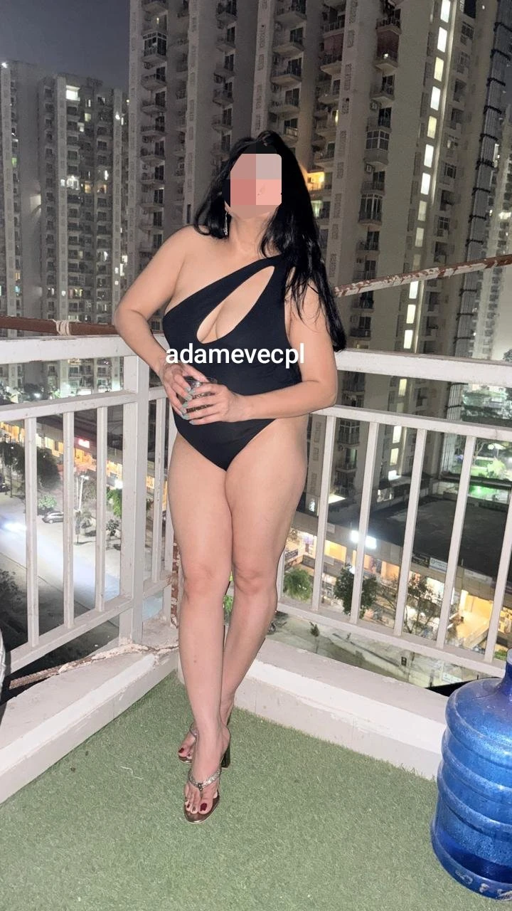 adamevecpl – Indian companion in New Delhi — 23 / 25