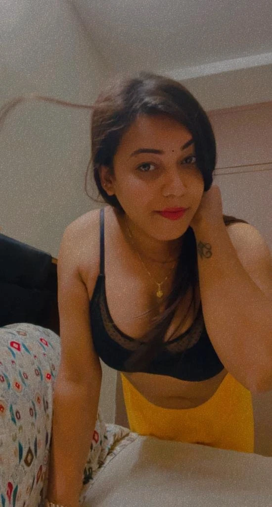 Sandya Reddy – Indian escort in Hyderabad — 5 / 7