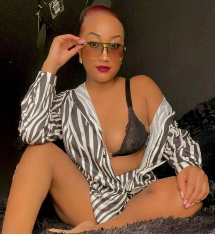 Sexy Rina in electronic city – Rwandan escort in Bangalore — 4 / 5