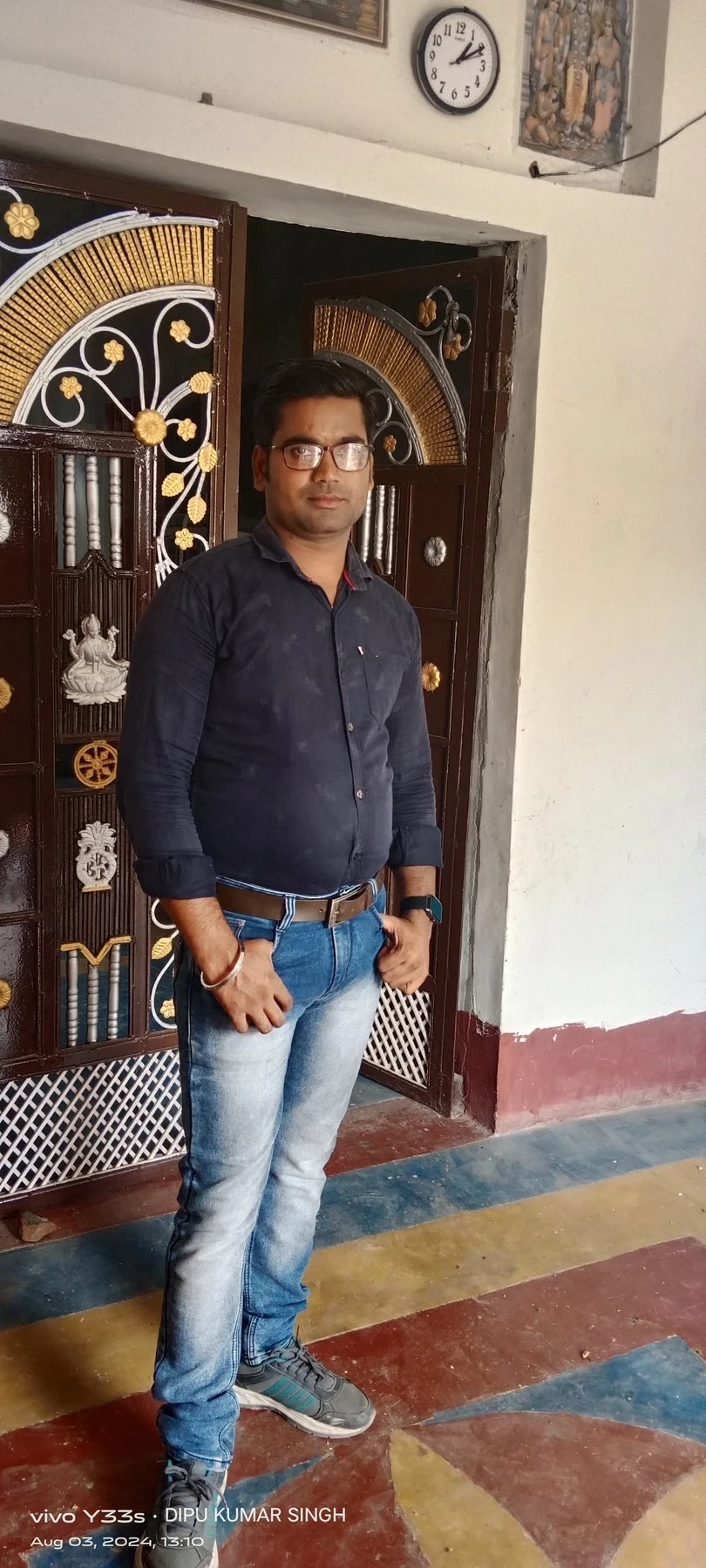 Dipu Kumar Singh – Indian masseuse in Surat — 1 / 4