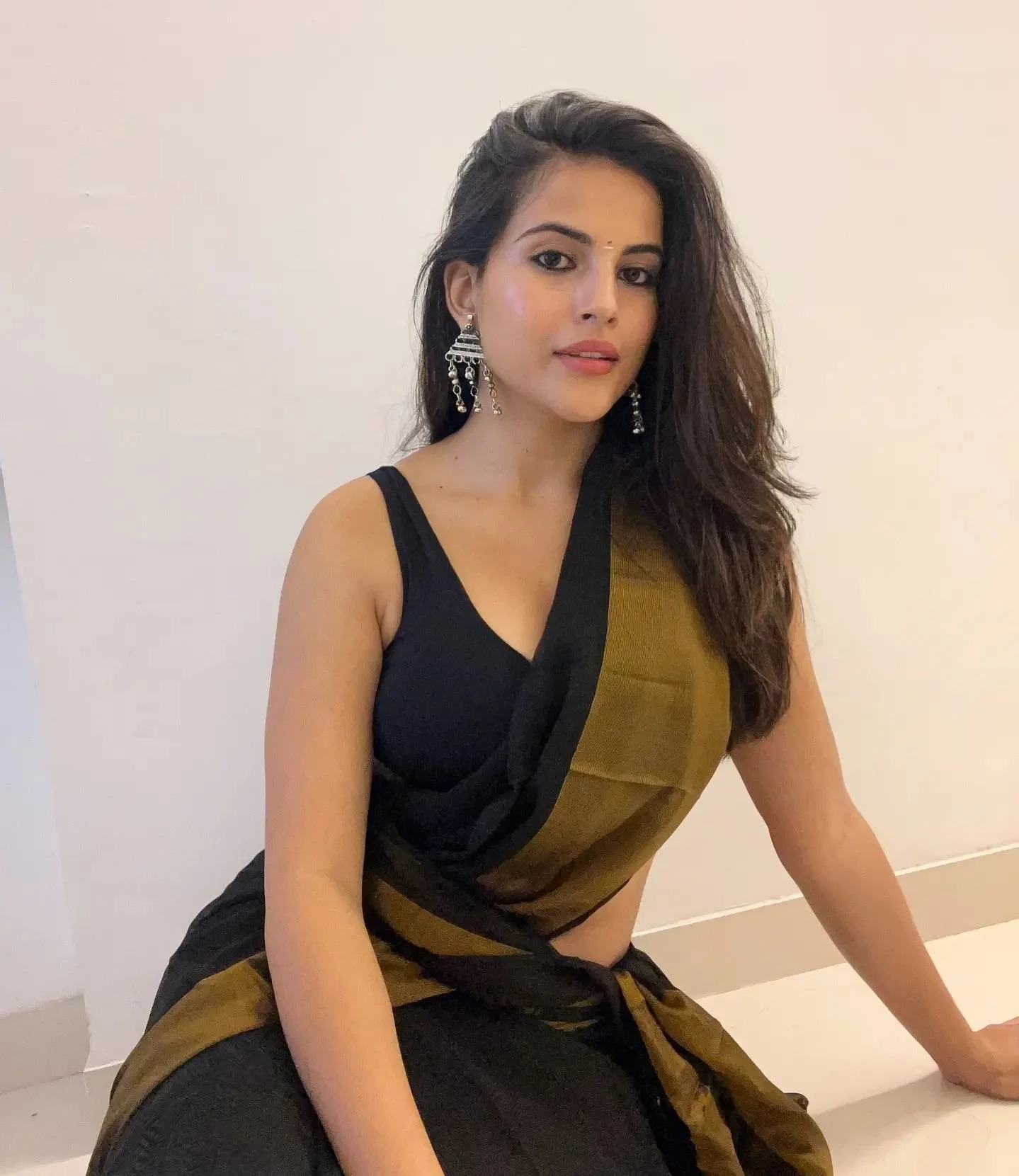 Kajal 0 – Indian escort in Mumbai — 1 / 2