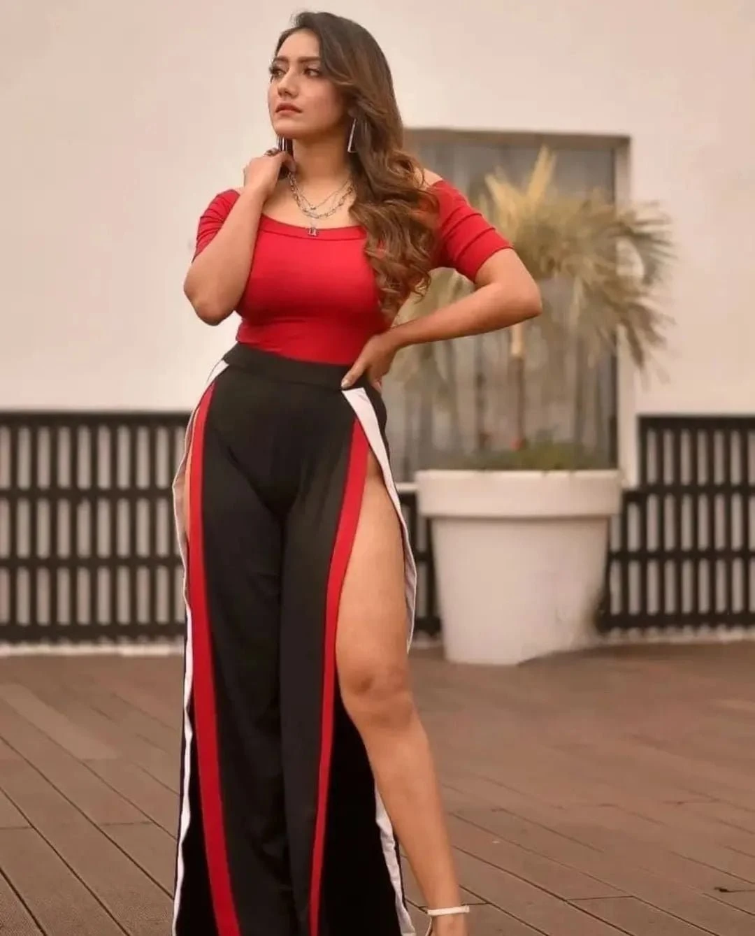 Faiza Khan Independent – Indian escort in Candolim, Goa — 3 / 4