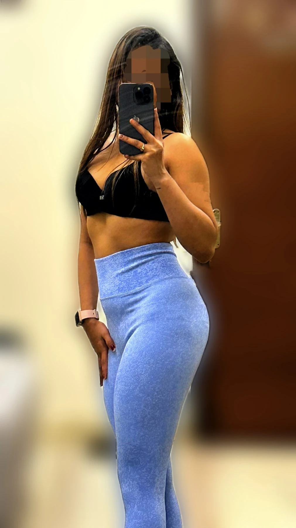Ishita 50+ positive reviews – escort in New Delhi — 7 / 21