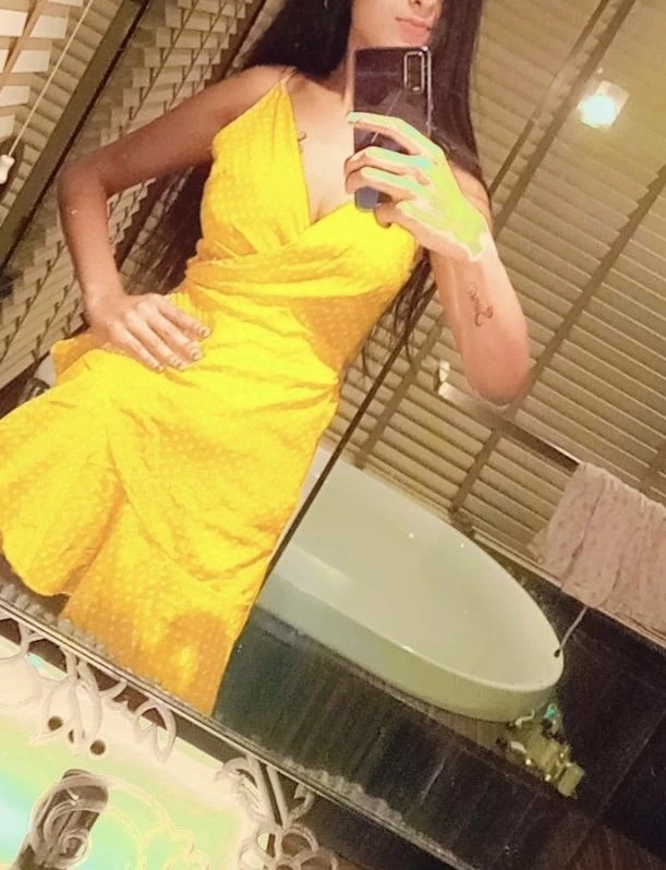 Shruti – Indian escort in New Delhi — 2 / 4