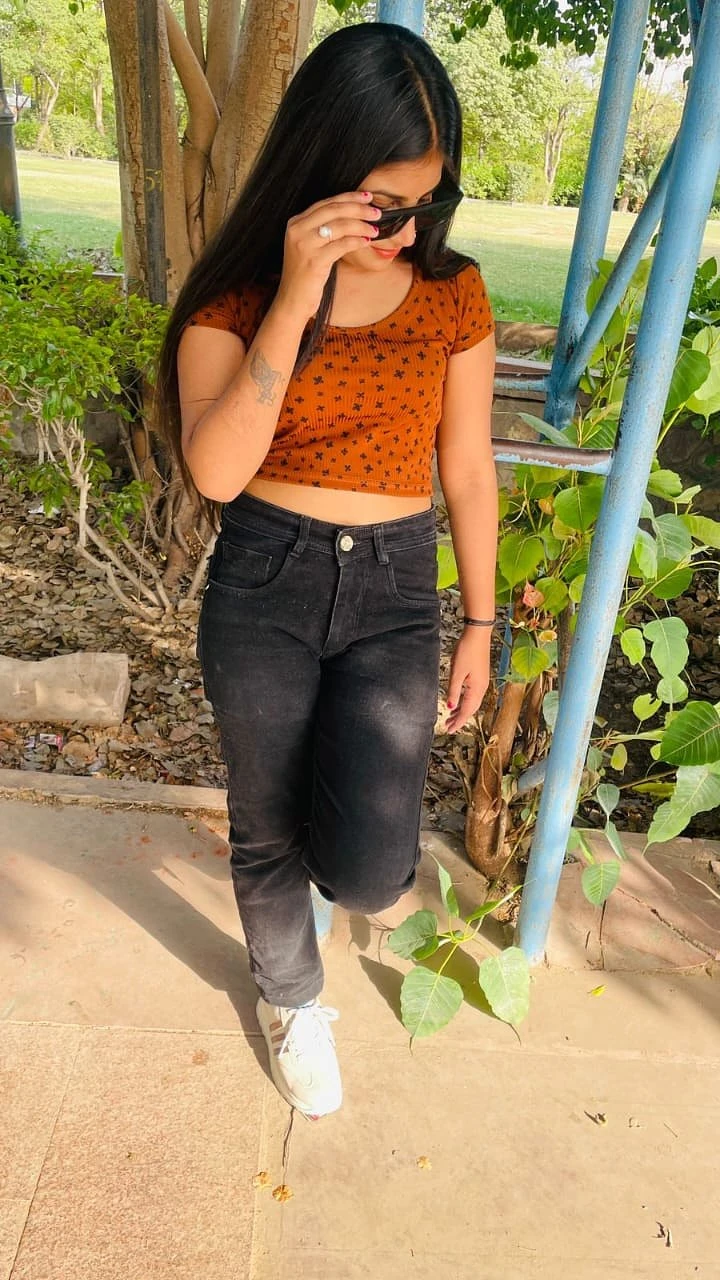 Khushi Pandey ( I Am Self) – Indian escort in Jaipur — 2 / 4