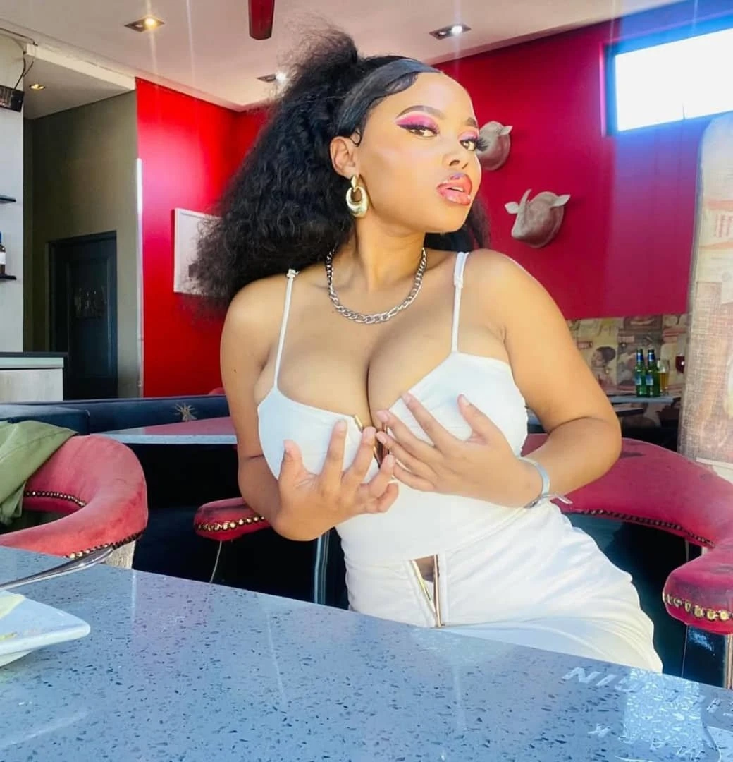 Barbie Doll – Rwandan escort in Visakhapatnam — 2 / 7