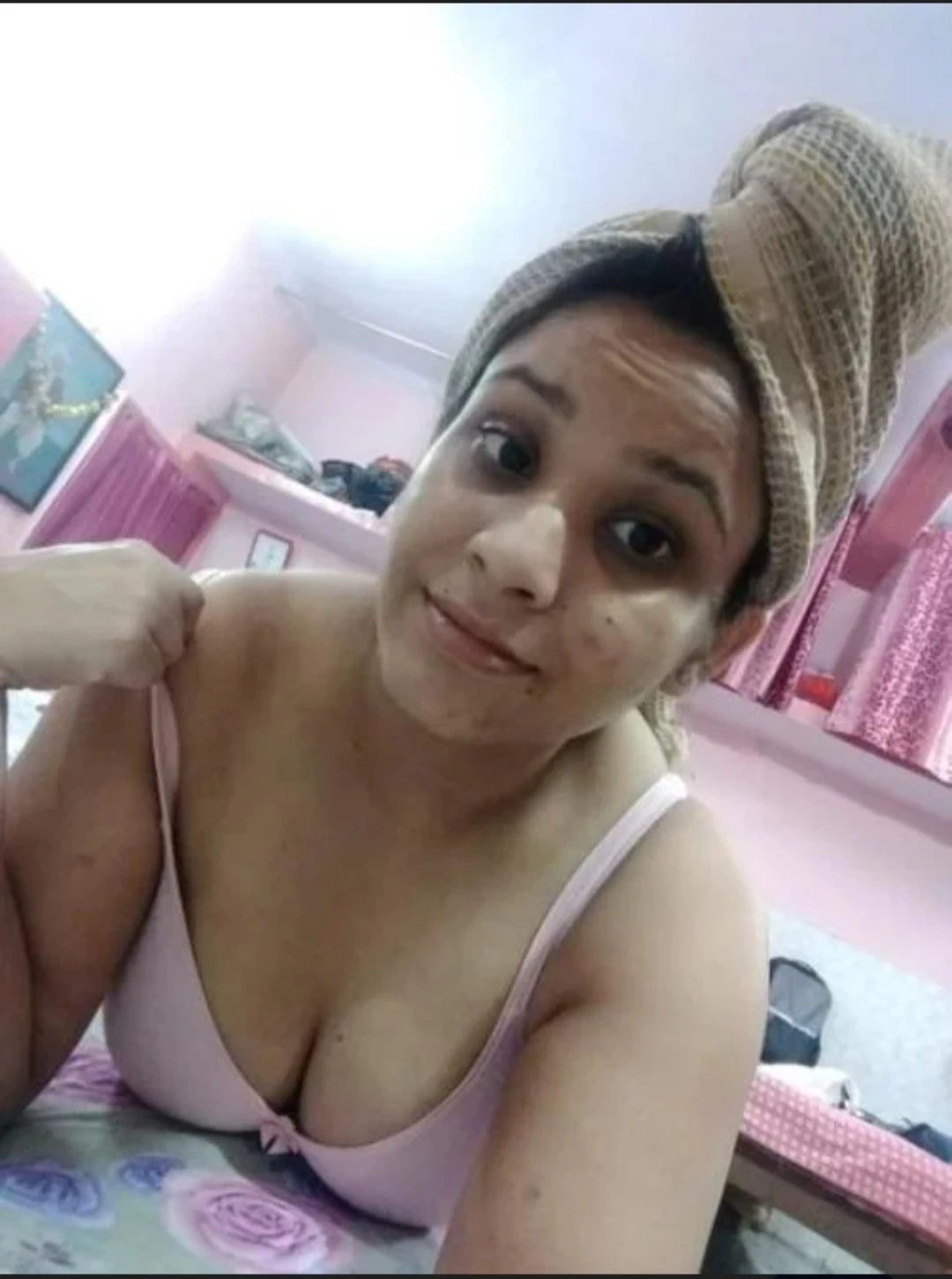 Priyanka Kumari – Indian escort in Pune — 1 / 2