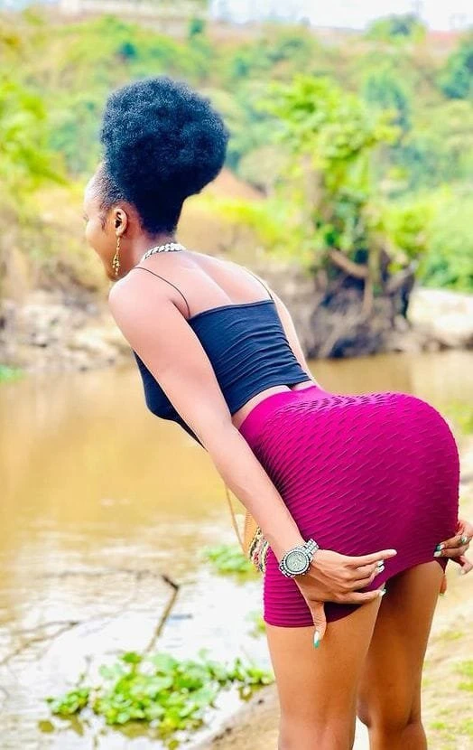 Anna Sheila – Kenyan escort in Kolkata — 4 / 5