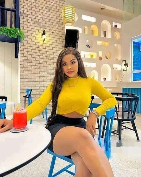 Rozi – Indian escort in Hyderabad — 2 / 5