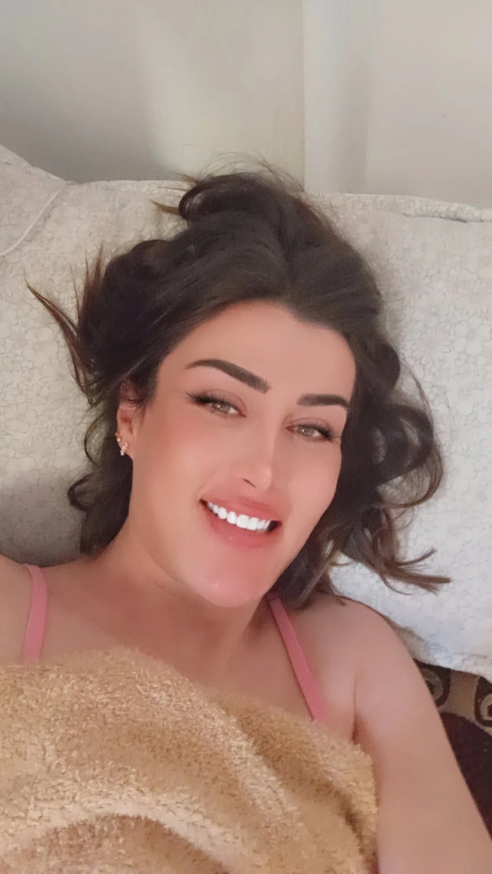 Gogo – Lebanese escort in Damascus — 4 / 5