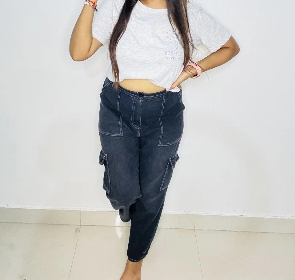 Surbhi Sharma – Indian escort in New Delhi — 5 / 6