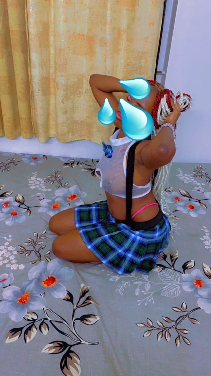 Tinny Ass Doll Just Landed – Burundian escort in Hyderabad — 18 / 31