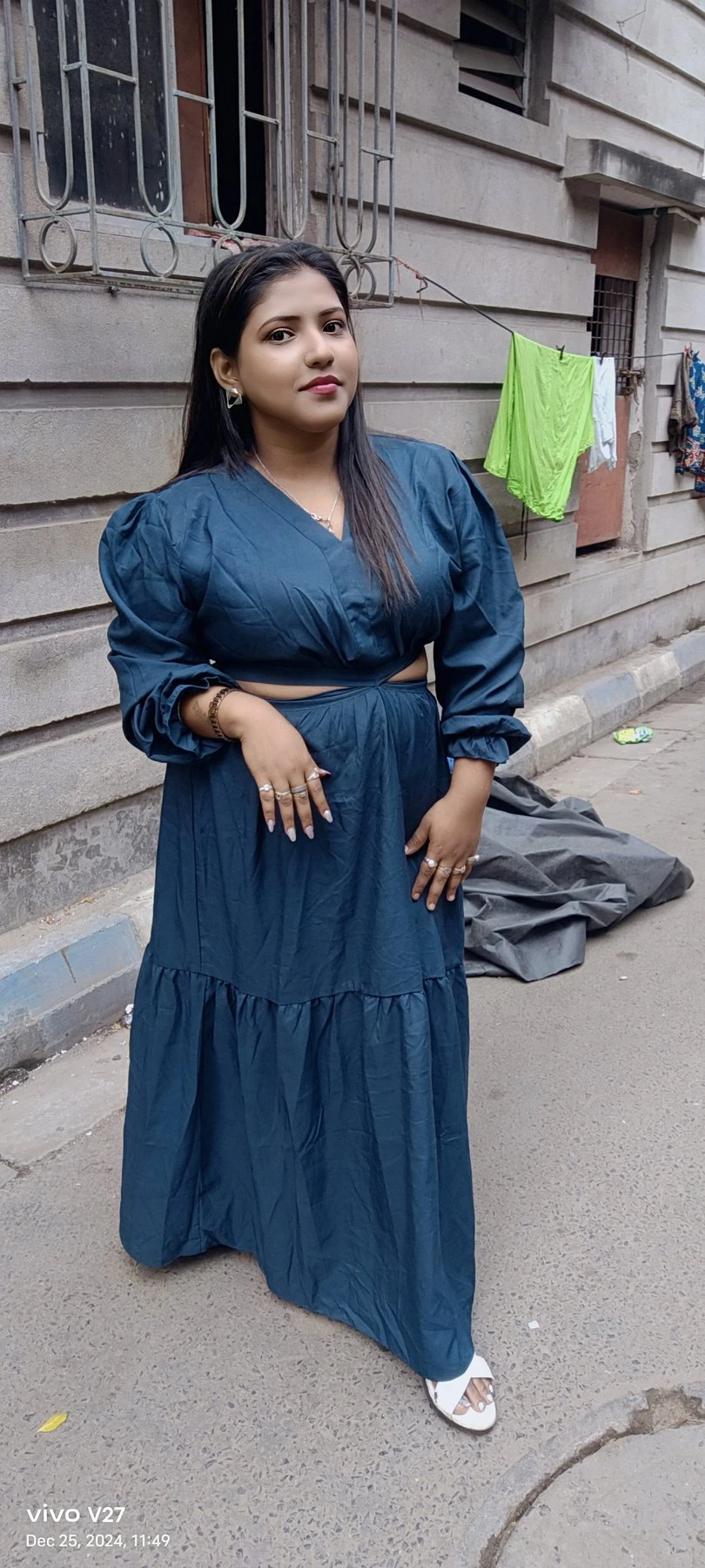 Tiyasha Sen out call available only – Indian escort in Kolkata — 8 / 9