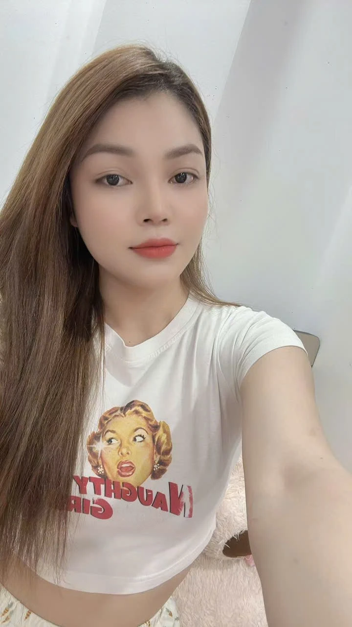 Cà Rốt – Vietnamese escort in Hanoi, Escort, Hanoi