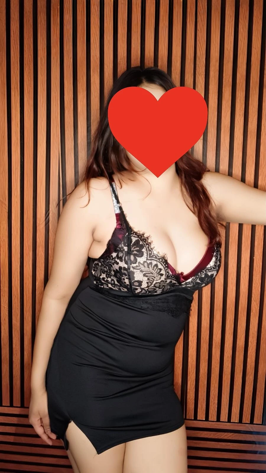 Riya Singh Cam and real only outcall – Indian escort in New Delhi — 3 / 13