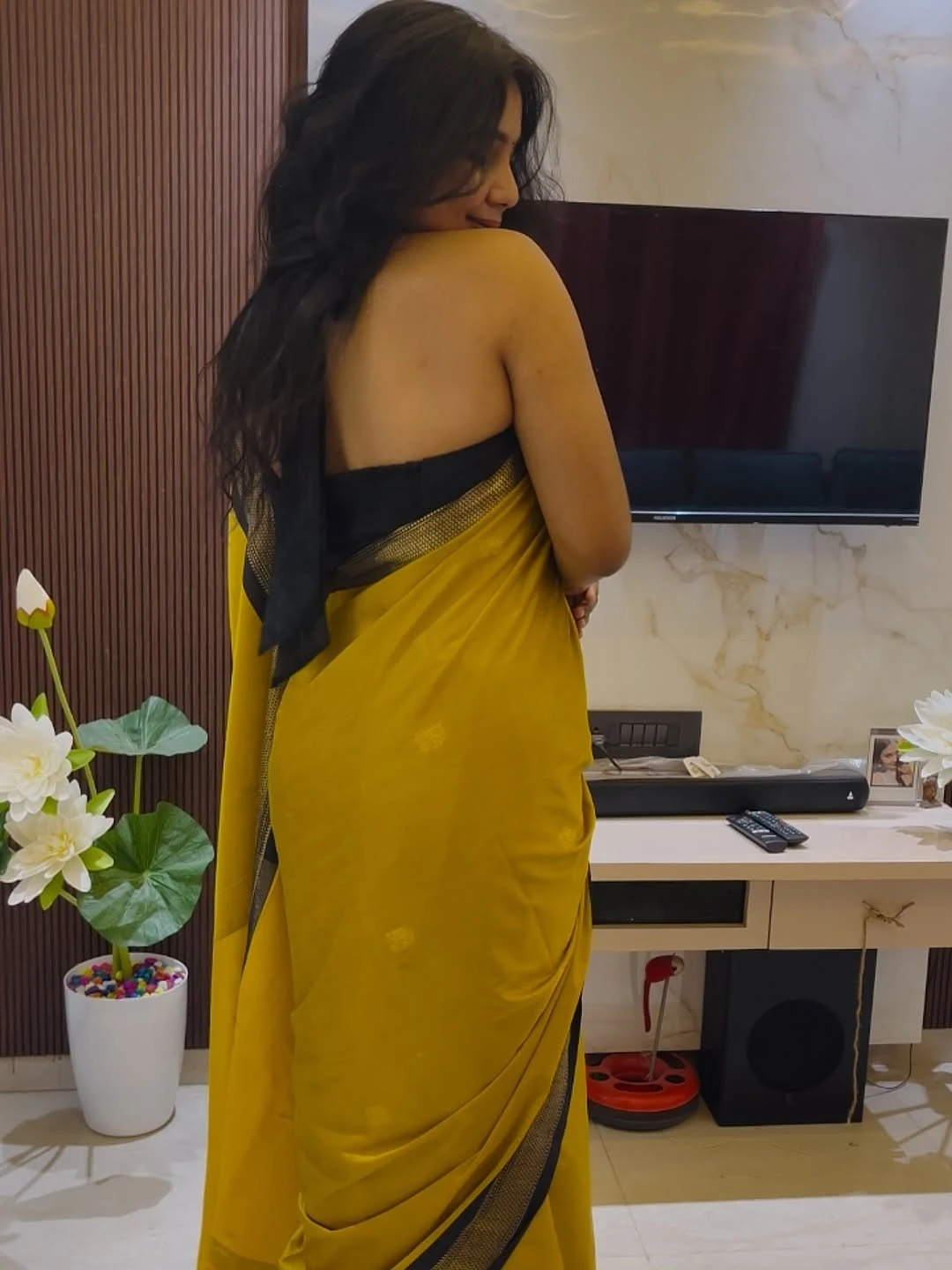 Tanu – Indian escort in Kochi — 2 / 4