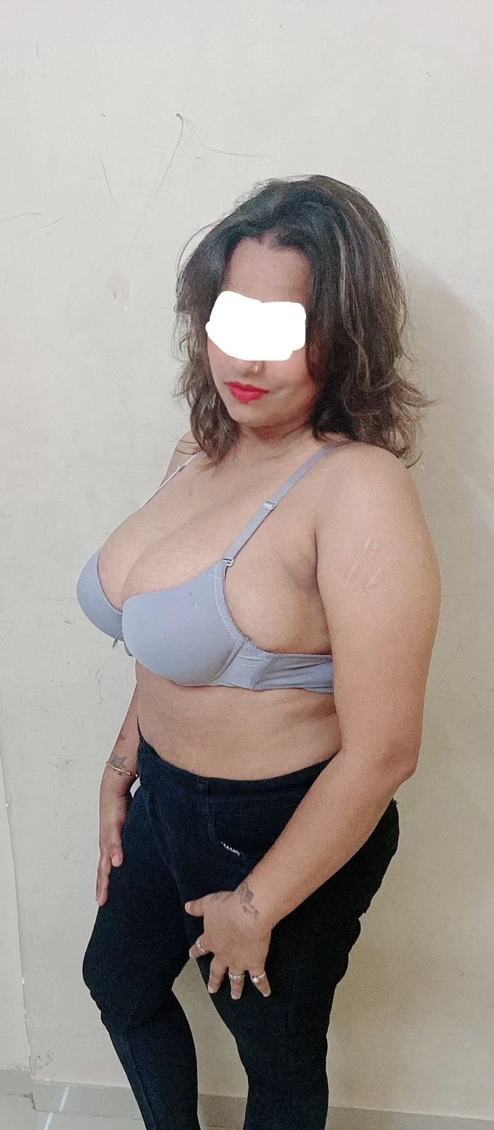 Independence Love 1 – Indian escort in Mumbai — 3 / 7