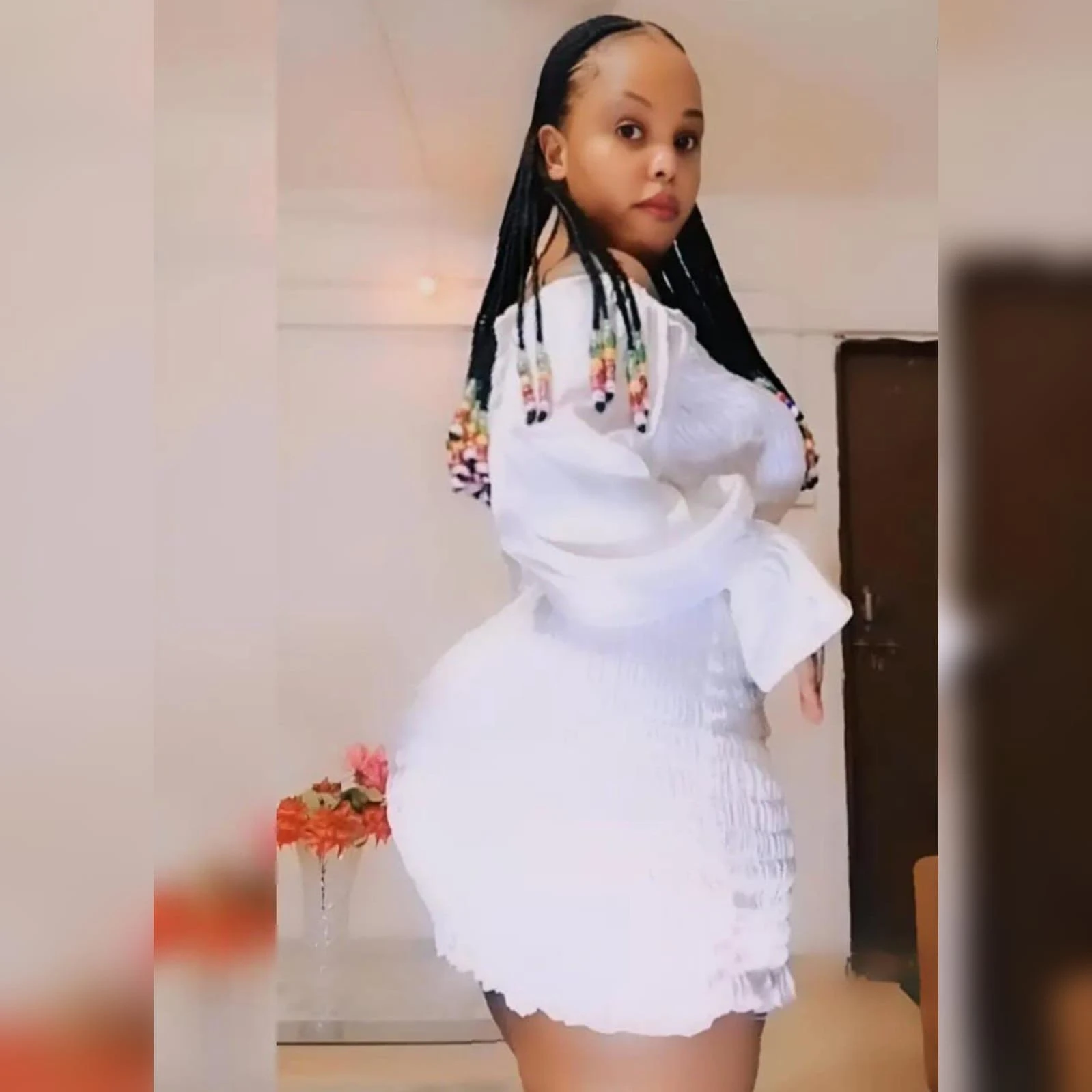 Remmy – South African escort in Pune — 13 / 14
