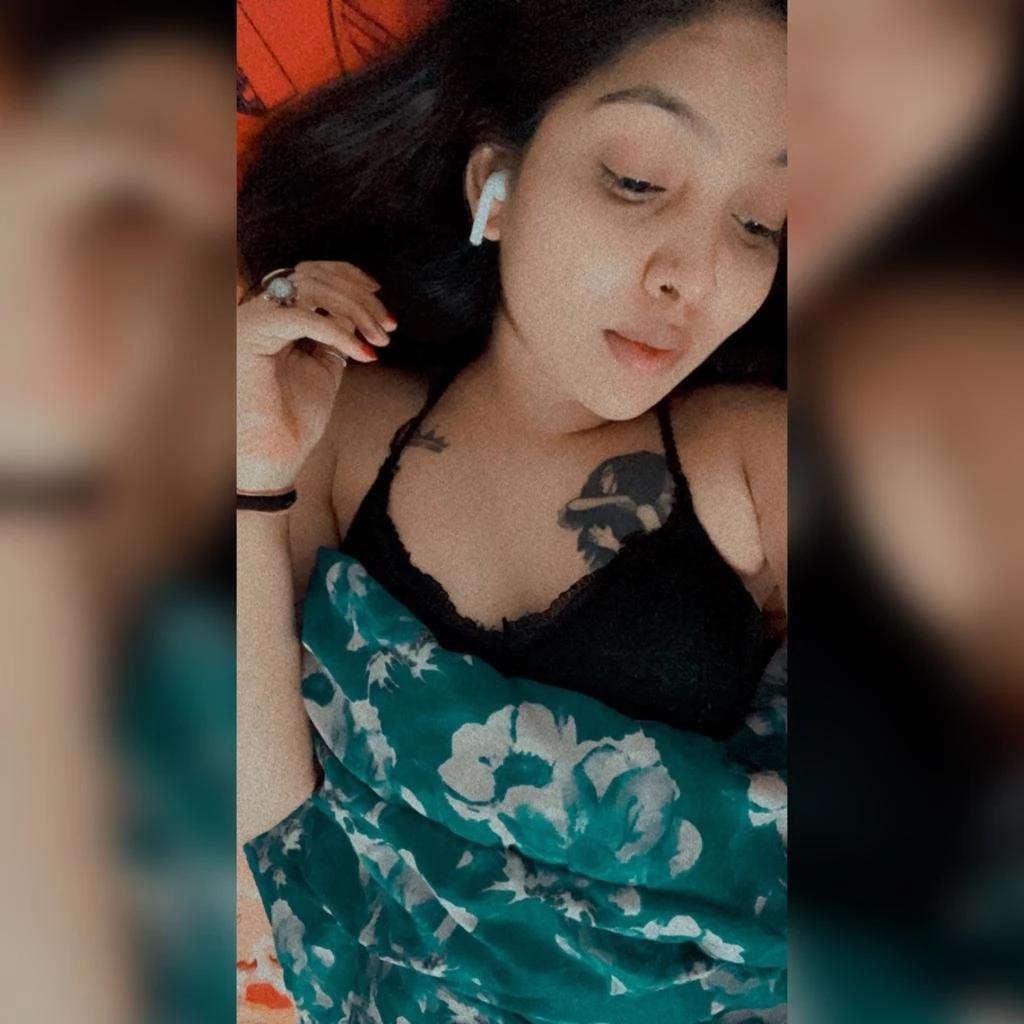 Real Meet and Cam Show Available In – Indian escort in Pune — 2 / 4