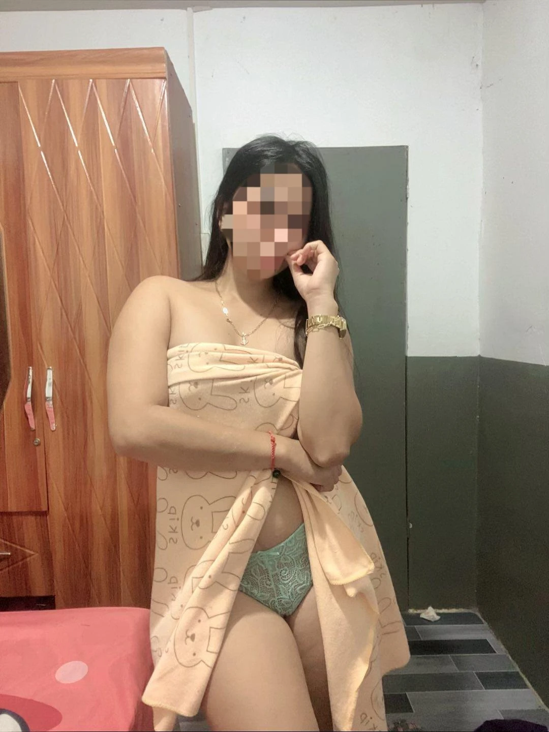 Richa Cam &real meet available. 🤍7 – Indian escort in Hyderabad — 3 / 5