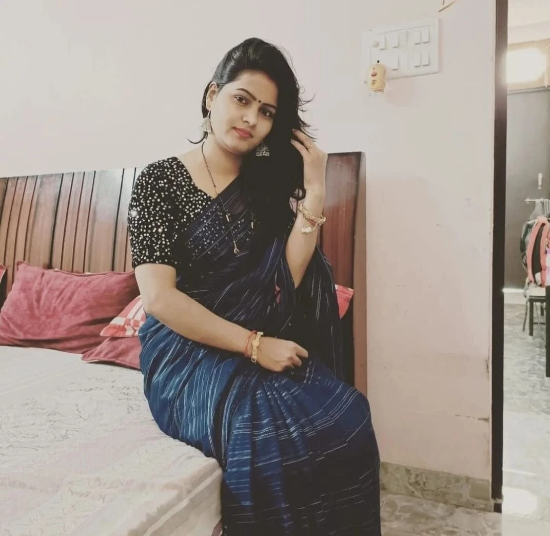 Nargis Real Meet & Com Session – Indian escort in Thane — 3 / 4