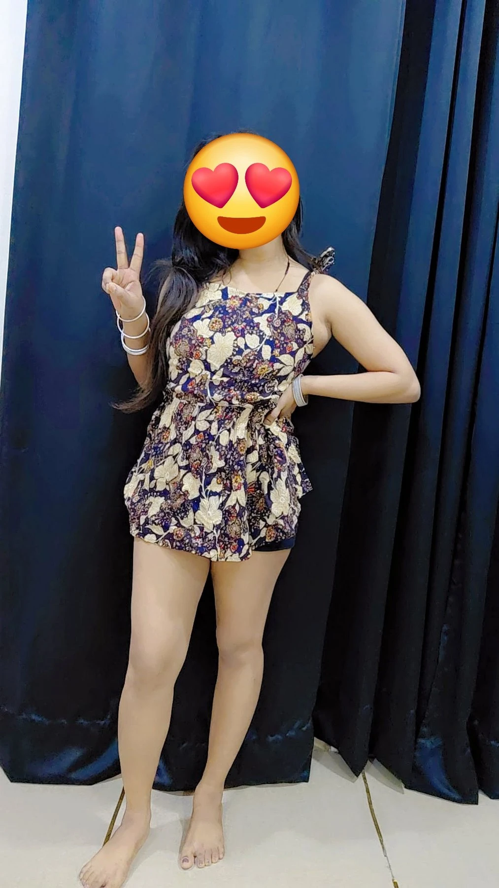 Soniya Sharma (CAM&Real) – Indian escort in Noida — 6 / 7