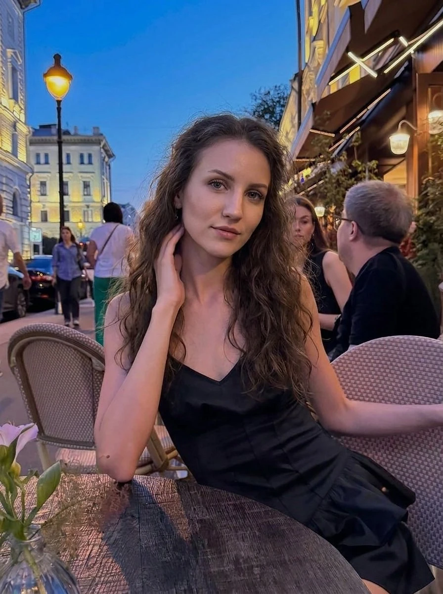 Avrora Anal Angel – Russian escort in Hong Kong — 4 / 6