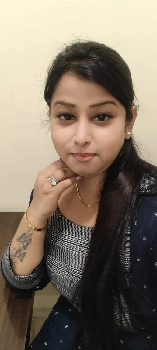 Ayesha Cam & Real Meet Escort – Indian escort in New Delhi — 1 / 6