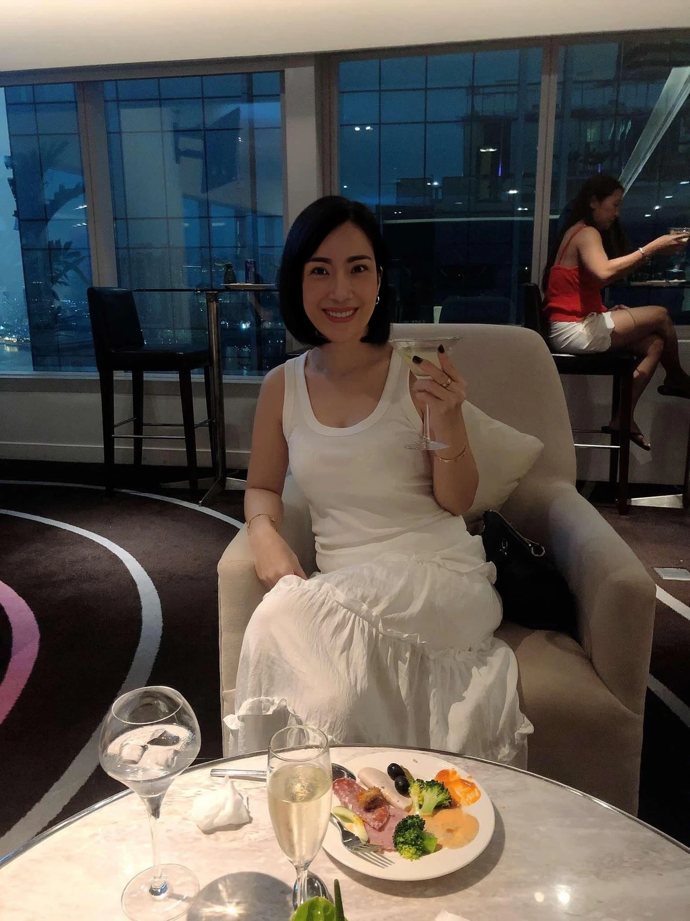 Amy – Vietnamese escort in Ho Chi Minh City — 2 / 11