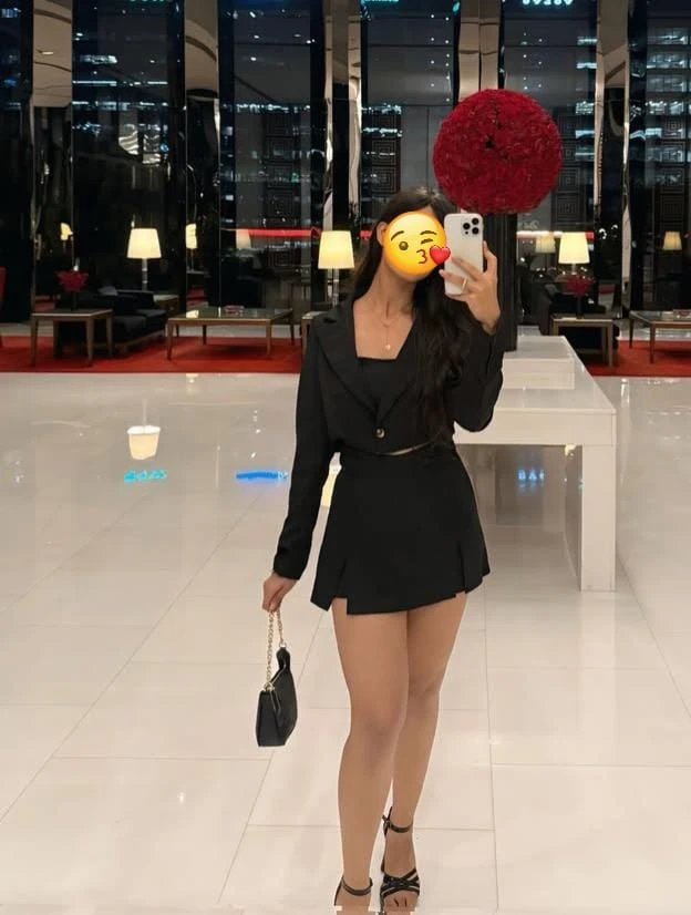 Sapna Cam only – Indian escort in Noida — 7 / 11