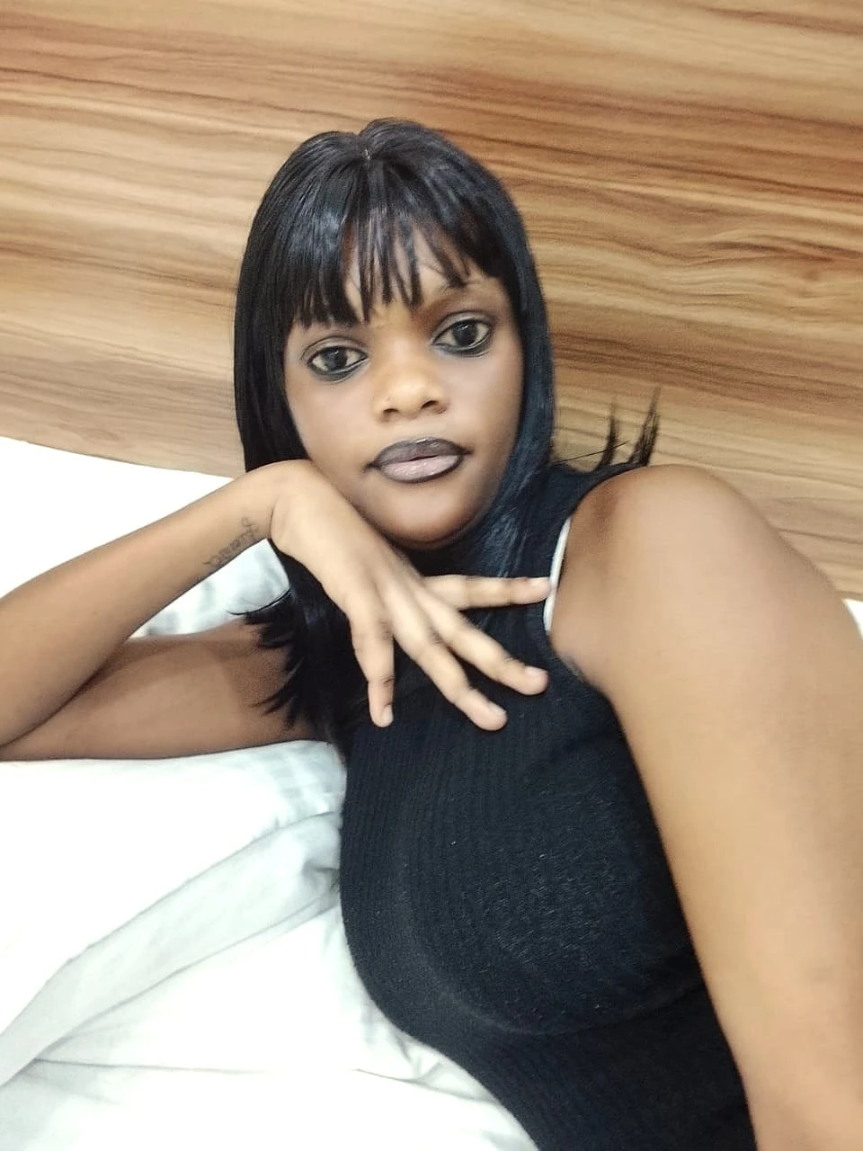 Mia Hot African – Kenyan escort in Pune — 1 / 21
