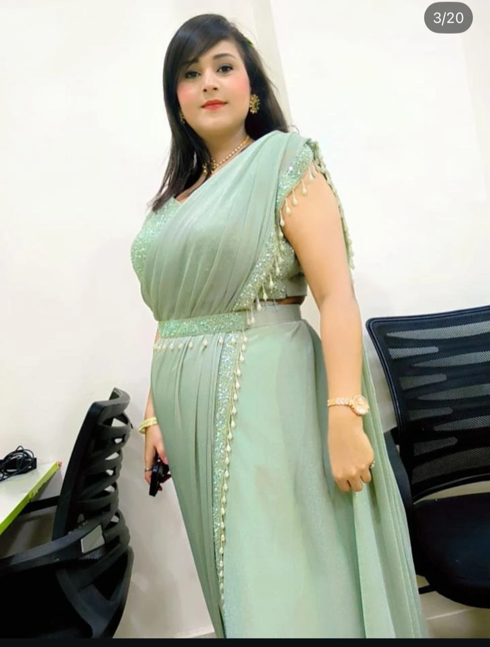 Divya – Indian escort in New Delhi — 4 / 7