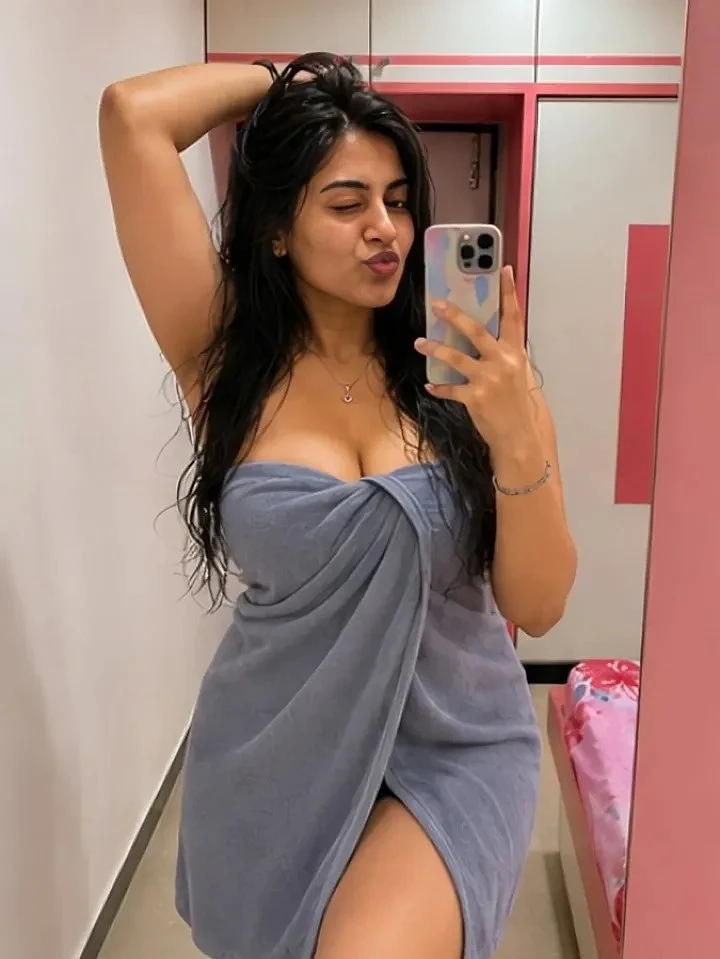 Zareena – Indian escort in Hyderabad — 3 / 5