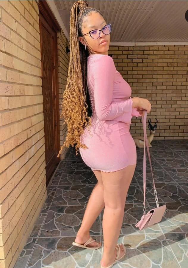 Linda – Zambian escort in Mauritius — 2 / 4
