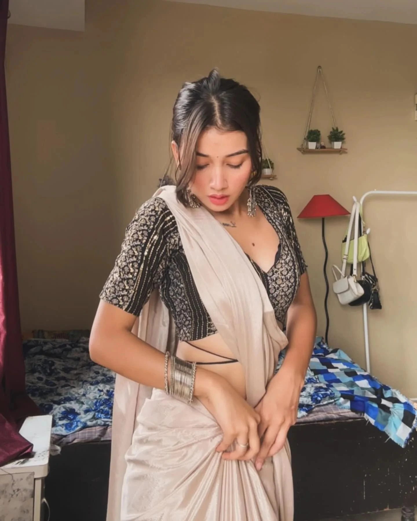 Anvi Best Vip Escort Service in Hyderaba – Indian escort in Hyderabad — 5 / 7