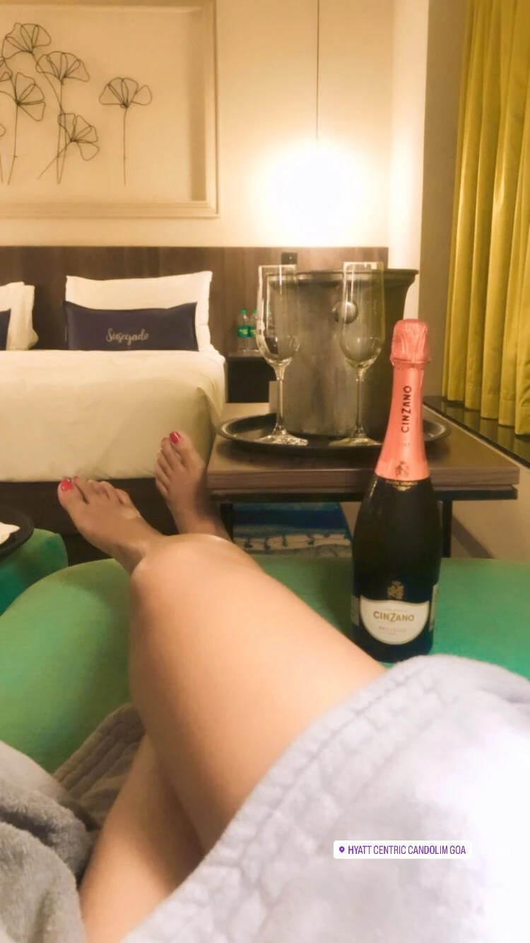 *Disha* – Indian escort in Pune — 6 / 8