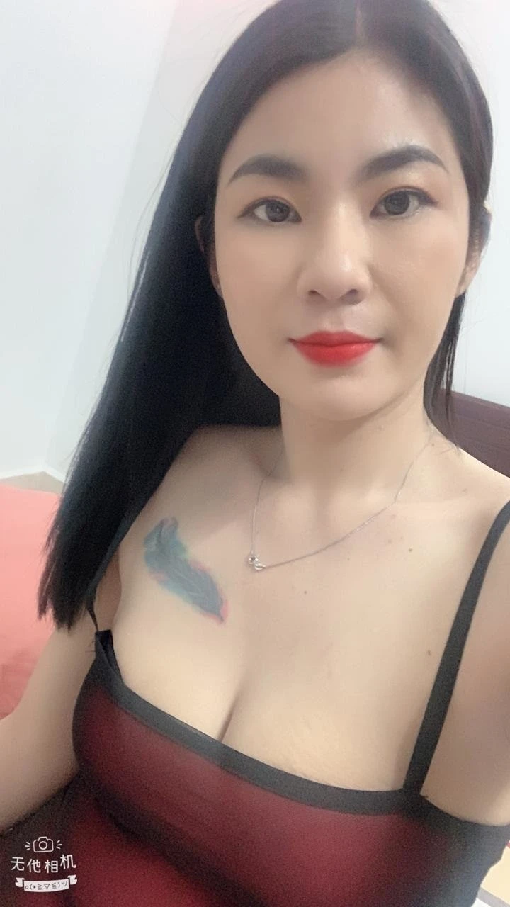 Lora – Japanese escort in Colombo — 3 / 12
