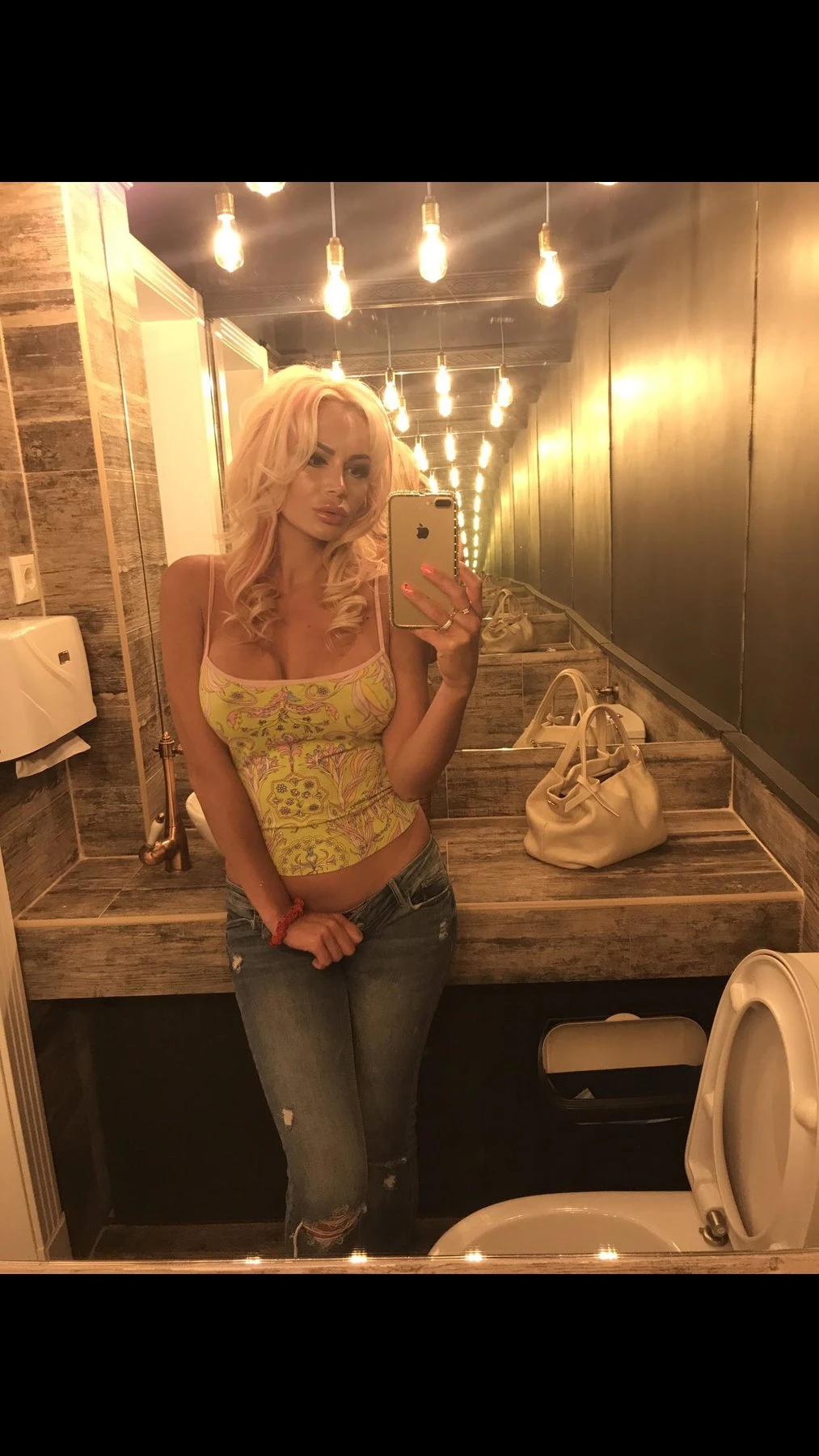 Inga – Ukrainian escort in Kiev — 11 / 12