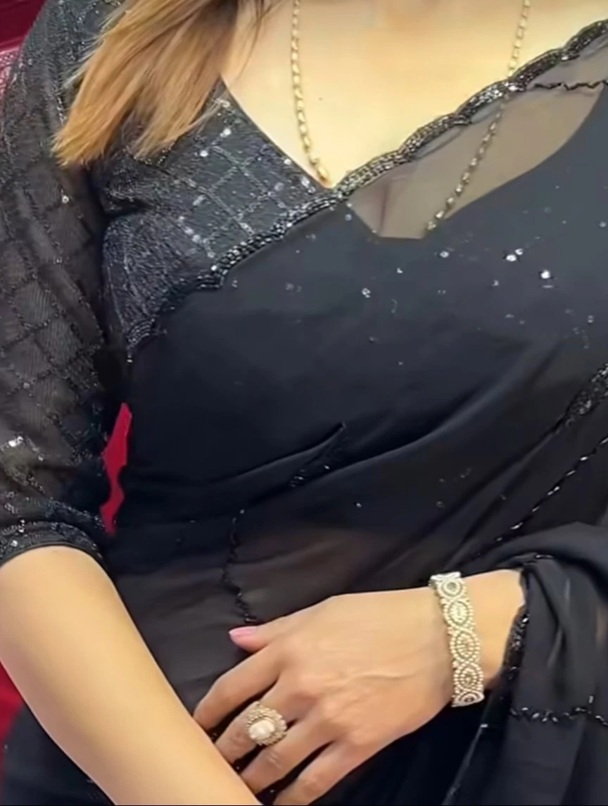 Rishana Kochi, Kerala – Indian escort in Kochi — 4 / 7