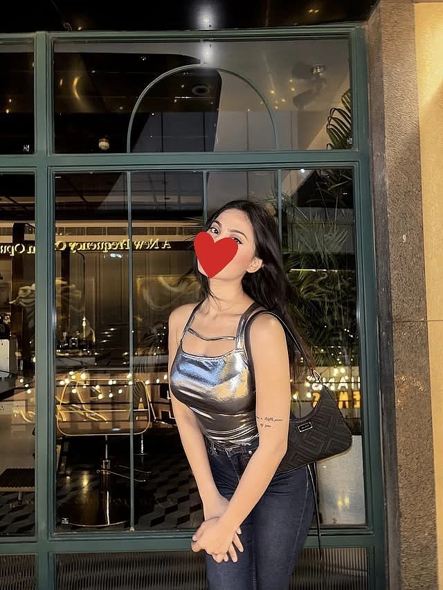 Kalsang, Escort – Nepalese escort in Pokhara — 1 / 5