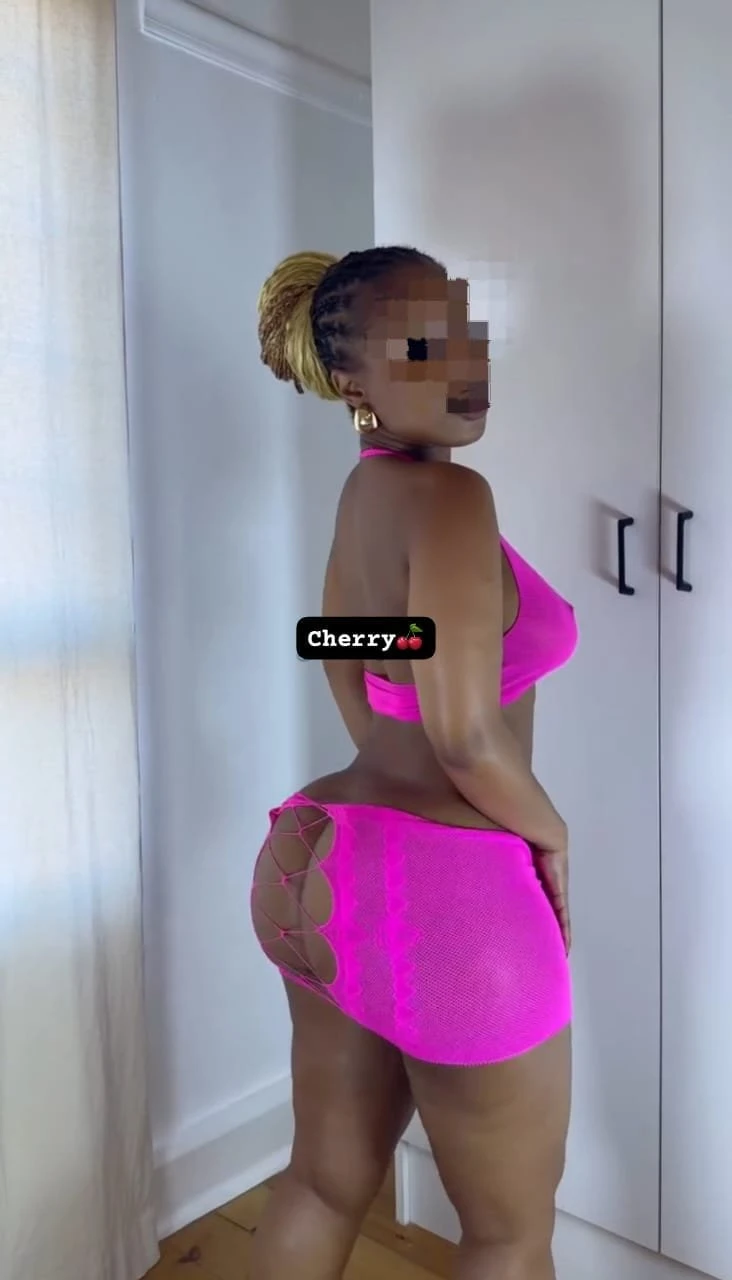 Big Curvy Booty Cherry – Ethiopian escort in Chennai — 4 / 5